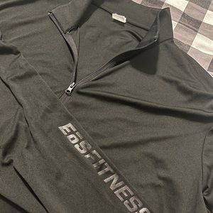 Black workout longsleeve
